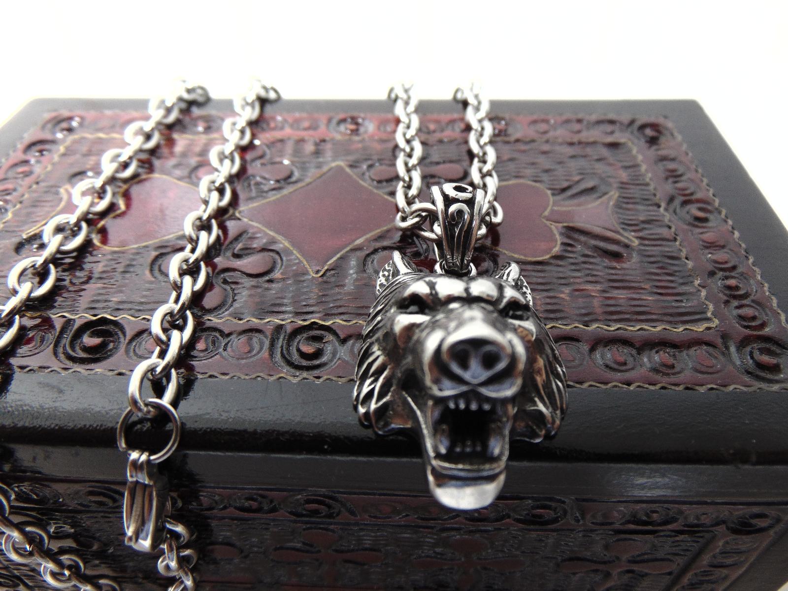Hlava vlka s retiazkou (všetko z ocele) - Šperky