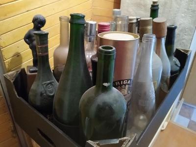 Sbírka lahví od alkoholu