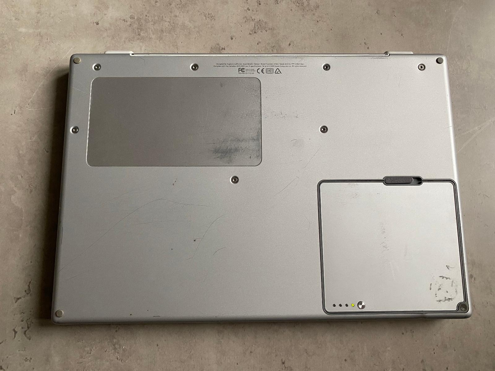 Legendární Apple Powerbook Titanium G4 867MHz OSX OS9 | Aukro
