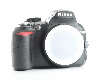 Nikon D3100 