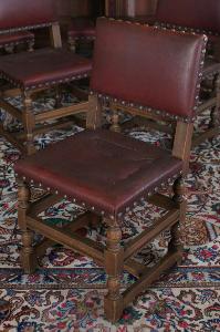 Neorenesanční židle čalouněné kůží