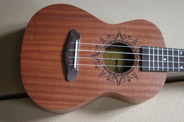nové ukulele BWS z mahagonu vč. obalu - SUPER CENA !! - poslední ! - Hudební nástroje