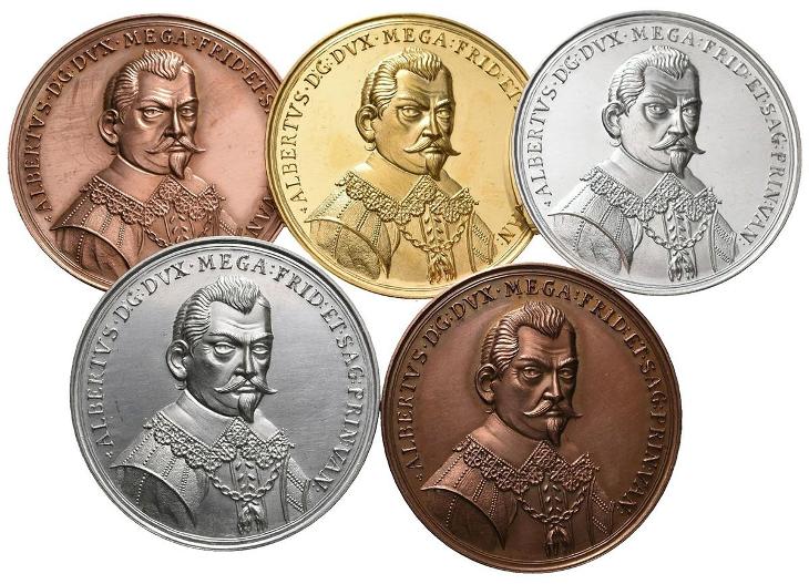 Vzácná luxusní sada 5 medailí A. z Valdštejna (2019)-ČNS   TOPMINCE.CZ - Numismatika