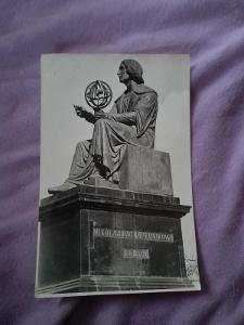 Pohlednice Varšava,pomník Koperníka,prošlé poštou 