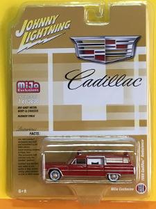 1966 Cadillac Ambulance - Johnny Lightning 1/64 (M3-43)