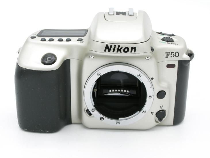 NIKON F50 - Foto