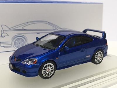 2002 Honda Integra Type-R DC5 modrá - Inno 1:64 (H15-8)
