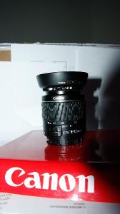 Objektiv Canon EF-S 18-55mm s možností makra od 0.25m/0.8ft