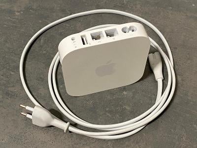 Apple Airport Express Base Station / A1392 / Router, modem