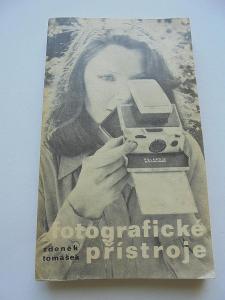 BROŽURA - FOTOGRAFICKÉ PŘÍSTROJE - 1979