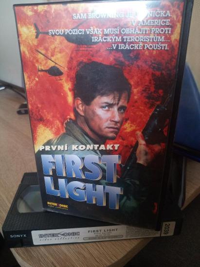 VHS První kontakt (1992) - Film