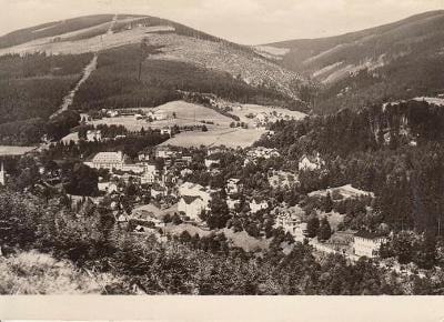 Pohlednice Krkonoše, Janské Lázně, BW, prošlá v r. 1957