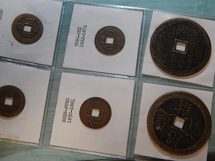 China sada mincí ve folderu nejspíše kopie UNC RL čALm - Sběratelství