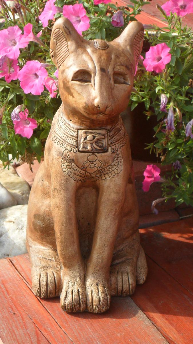 Faraónska mačka - záhradná dekorácia z umelého kameňa, Katze frostfest - Záhrada