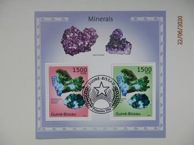 Aršík - Minerály  - (1 - 21)
