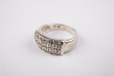 Stříbrný prsten 52,5
