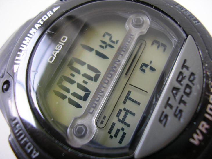 Casio hodinky W-756B, modul 3100. 9 odpočítávačů.