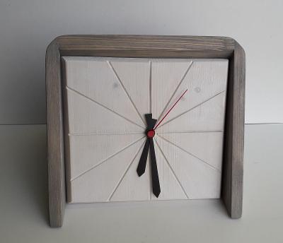 Dřevěné hodiny-stolní-bílá x platan 