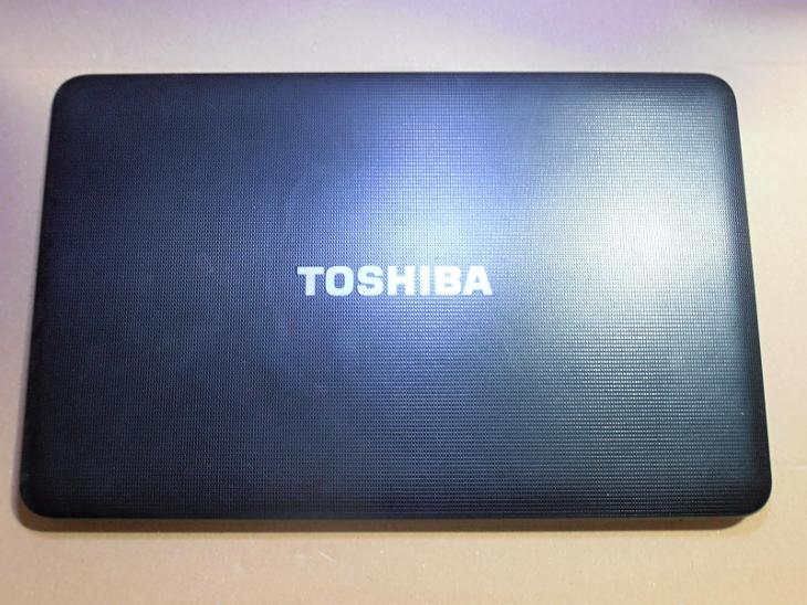 Zadní víko LCD  - Toshiba Satellite C850   - Notebooky, příslušenství