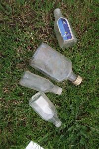 Staré skleněné lahvičky např. od alpy