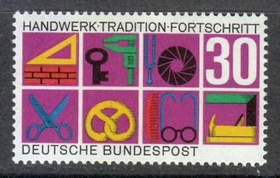 Německo 1968 Ruční práce Mi# 553 0426