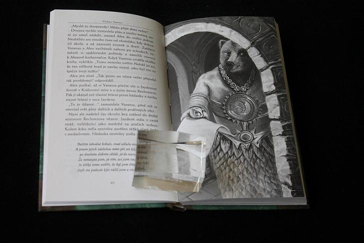 Záchrana Smaragdové královny -  Vladimir Tumanov  (k14) - Knižní sci-fi / fantasy