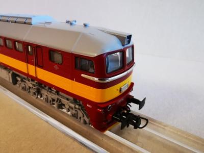 Dieselová lokomotiva T 781 ČSD Sergej H0 digitální ROCO poslední kusy!