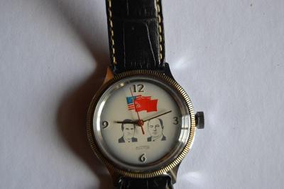 starožitné funkční limitované hodinky VOSTOK