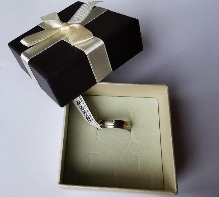 Titanový prsten s diamantem PC 2500Kč (D-KS1364) - Šperky a hodinky
