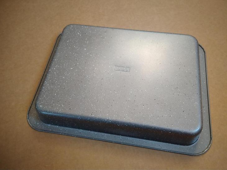 Banquet plech hluboký Granite 36,5x27x4,5 cm - Poškozené ( BC 179 Kč ) - Vybavení do kuchyně