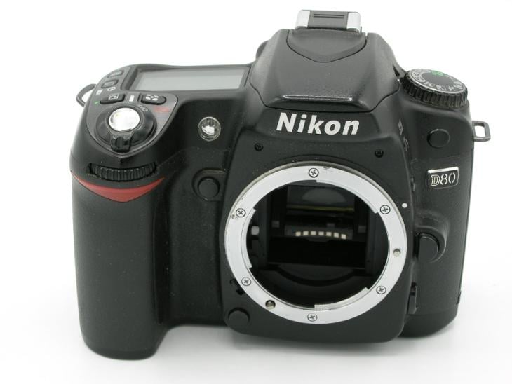 NIKON D80 (10,2 Mpix) | Aukro