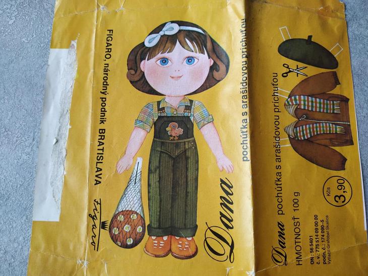 Obal od Čokolády Panenka Figaro Reklama papírový oblek pro panenku 