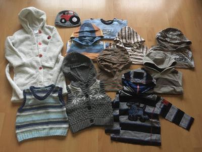 Oblečení pro dítě vel. 80-92 (mikiny a župan)