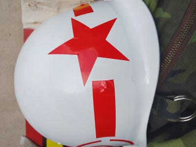 Vojenská ruská helma přilba regulovčík  SSSR sběratel  jehličí mlok