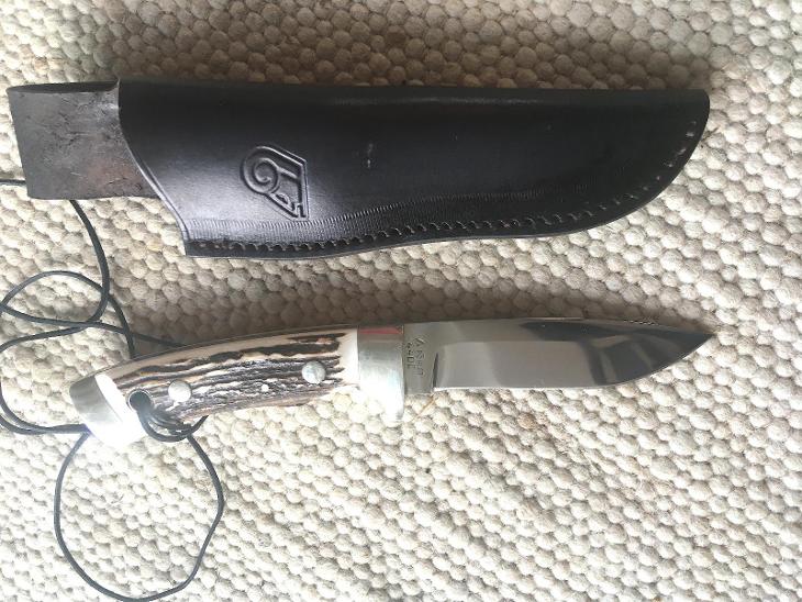 Značkový nůž DNC knife. - Sport a turistika