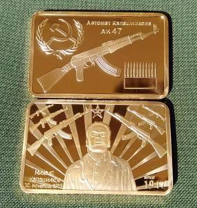 CCCP RUSKO Kalašnikov AK-47 1947 gold cihla kříž pozlacená kopie