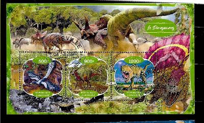 Gabon 2020 - dinosauři -  Archaeopteryx,Anasazisaurus, T.Rex a další..
