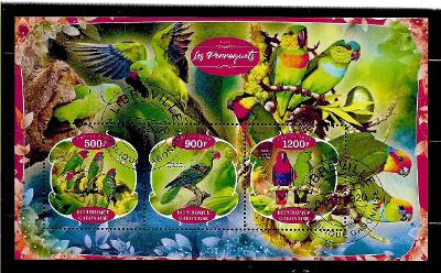 Gabon 2020 - papoušek malovaný, mada černoramenný, eklektus různobarvý