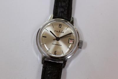Dámské hodinky Ruhla , Made in GDR, stříbrný číselník, datum
