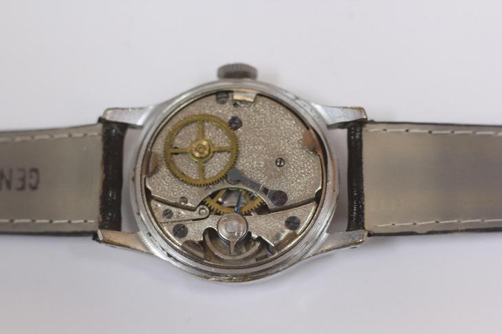 Pánské hodinky UMF Ruhla, Made in GDR, fosfor ručky