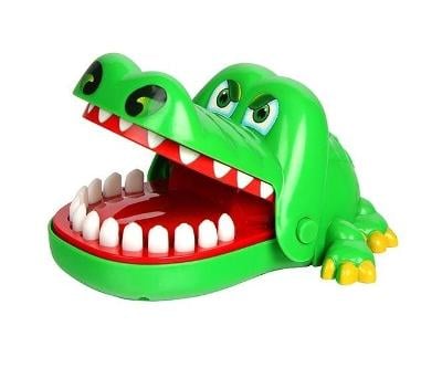 Krokodýl u zubaře rodinná hra kajman