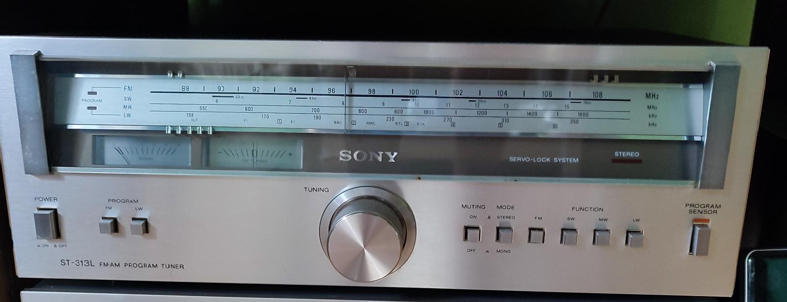 Vintage tuner Sony St-313L,pěkný stav ,funkční  - TV, audio, video