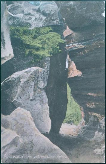 27A157 Pirmasens - In gebrochenen Felsen - (V rozbitých skalách)
