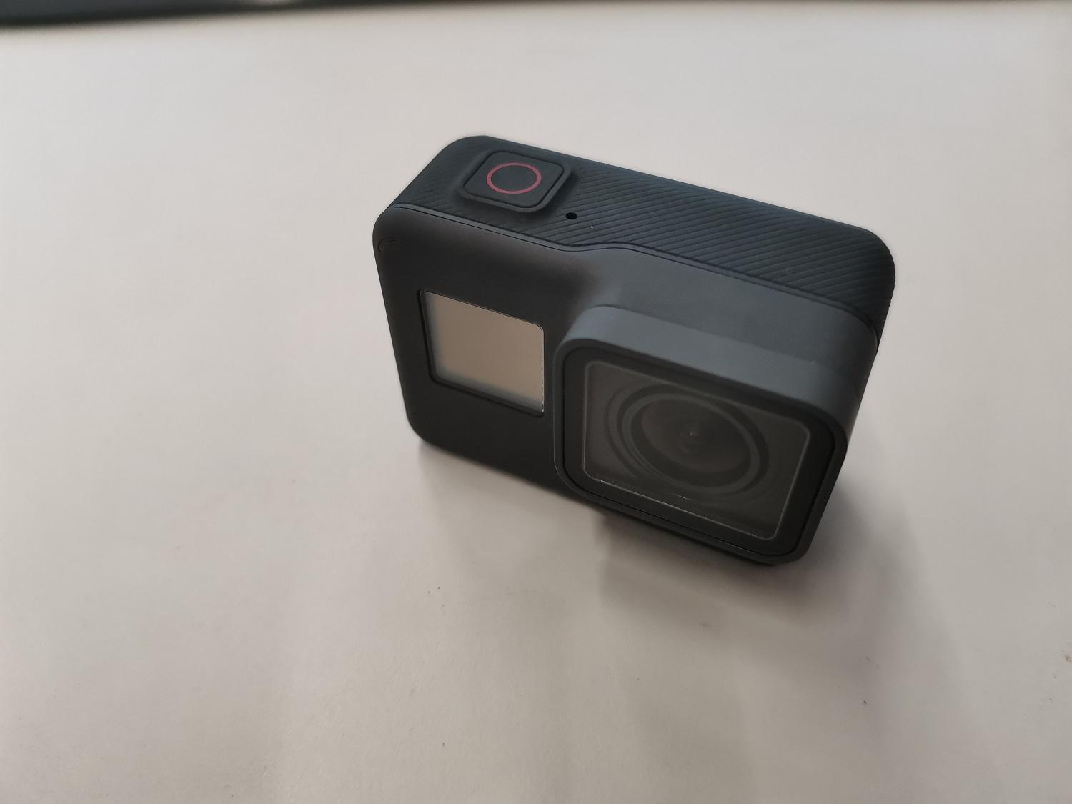 Nefunkční a pouze pro podnikatele: Outdoorová kamera GOPRO HERO5 Black - TV, audio, video