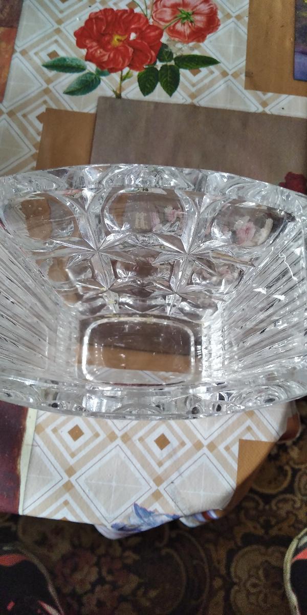 Starožitná váza hutní sklo Čirá 