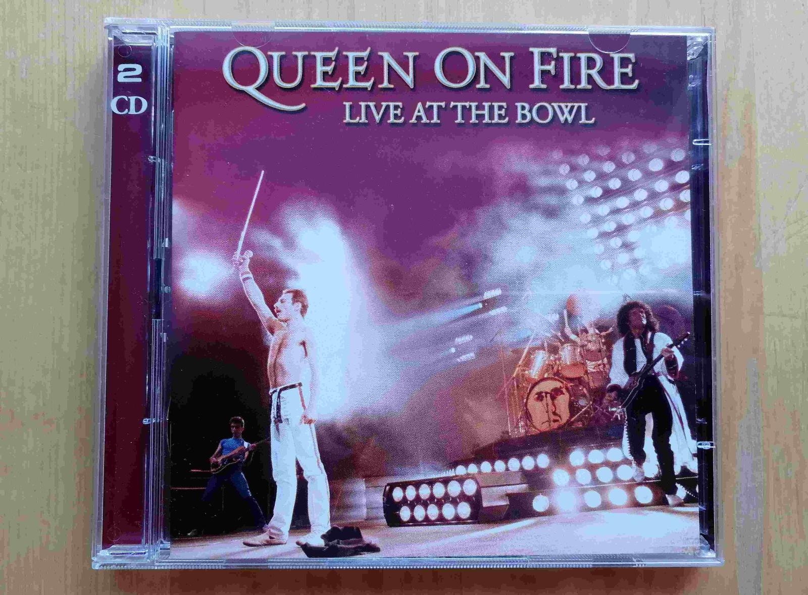 Queen On Fire Live At The Bowl UK盤