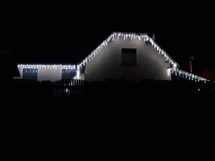 Vánoční venkovní osvětlení krápníky 65m Studená bílá 