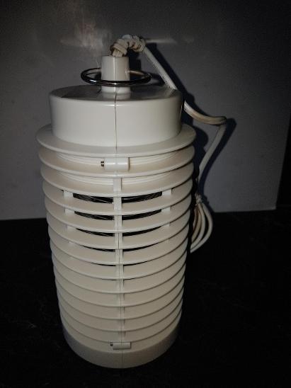 elektrický odpuzovač hmyzu s lampou - Ostatní vybavení na zahradu