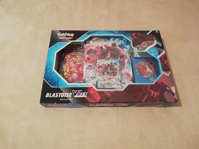 Pokémon TCG Blastoise V Max nebo Venusaur Battle Box
