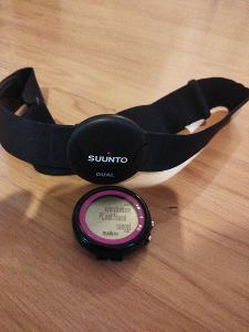 Sportovní hodinky Suunto M4.Plně funkční bez řemínku.